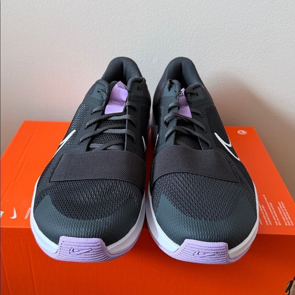 Nike MC Trainer 2 Black White Viotech Purple DM0824-006 Women’s Size 11 - Picture 3 of 6
